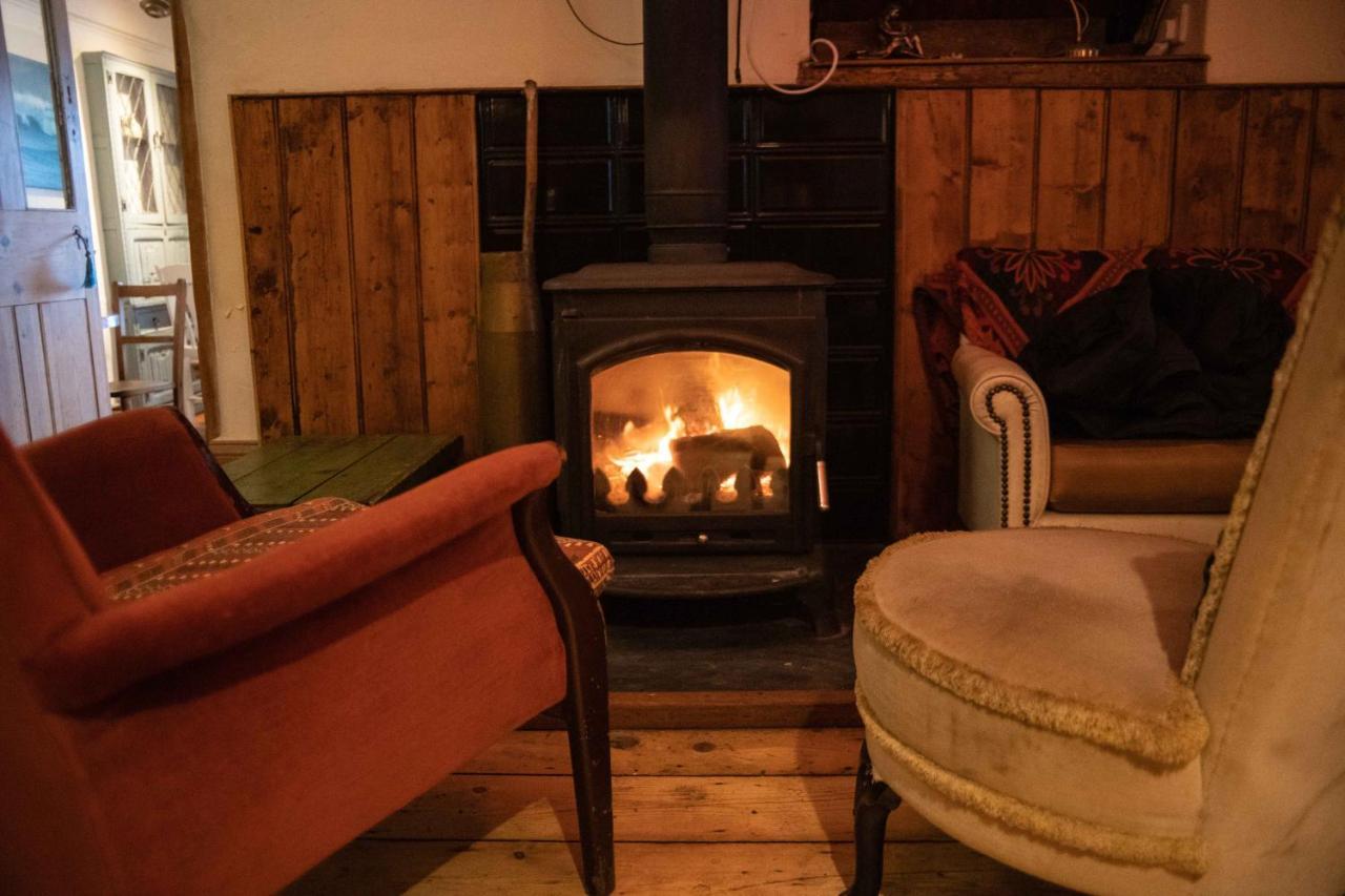 Manorbier Castle Inn Sunset Room Exterior foto